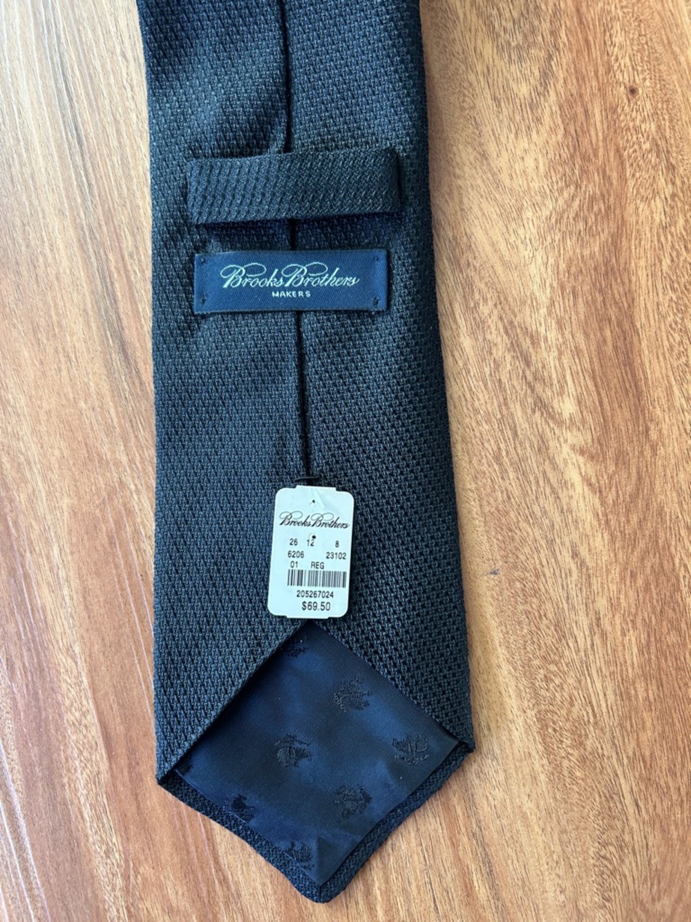 NWT! BROOKS BROTHERS Black Textured Silk TiE
